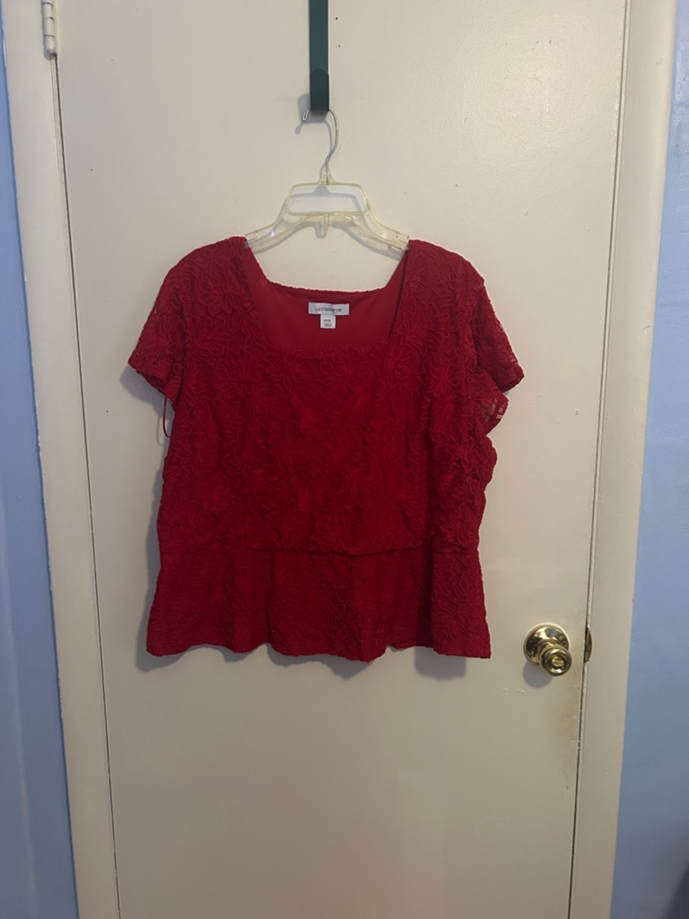 Liz Claiborne PXXL Red Floral Short Sleeve Blouse
